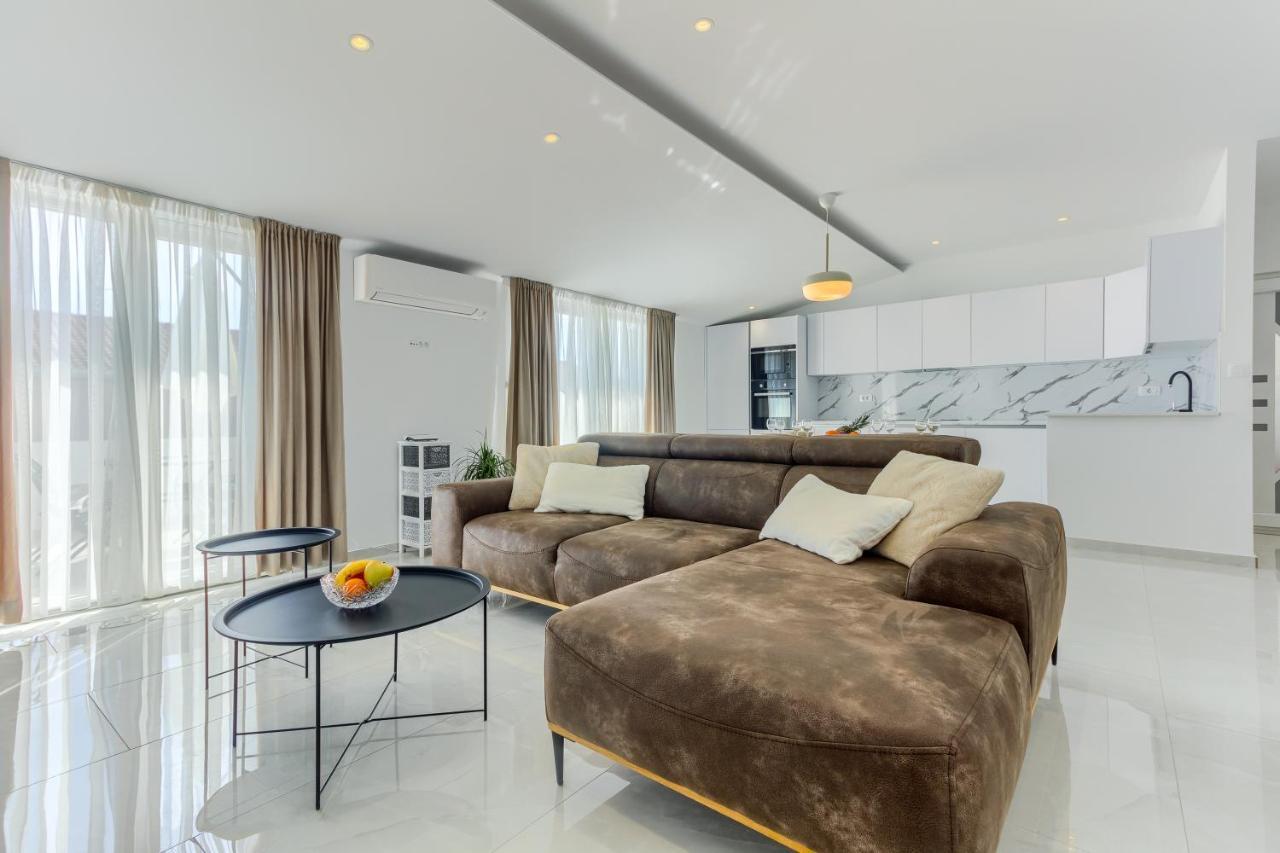 3rd Floor Appartement *