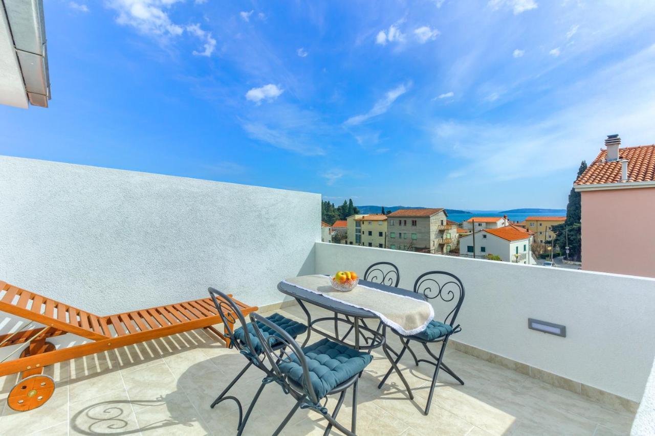 Apartment 3rd Floor Kastela